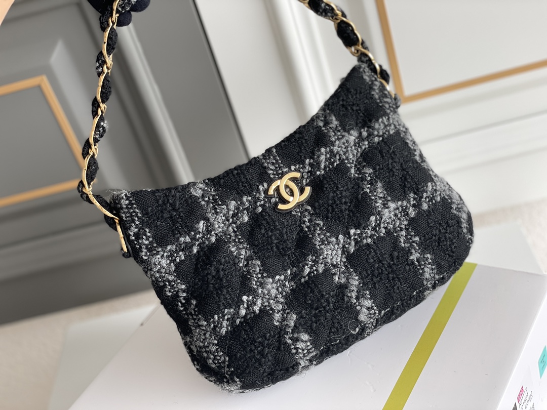 Chanel Hobo Bags